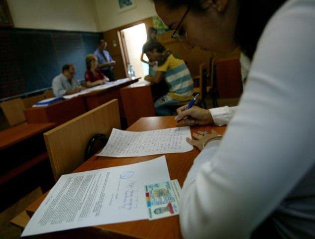 Vezi calendarul de desfăşurare a Programului naţional de protecţie socială  „Bani de liceu”