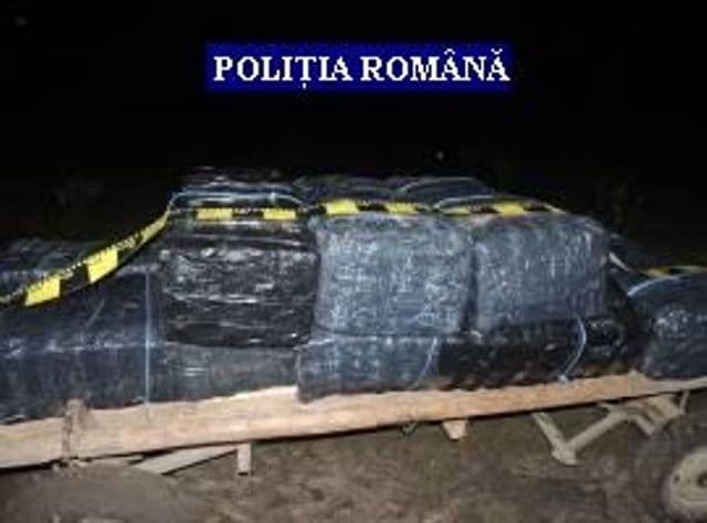 Transport ilegal de țigarete depistat de polițiștii botoșăneni