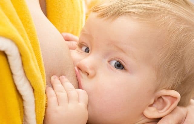 Sfat pentru mamele care vor să alăpteze mai mult