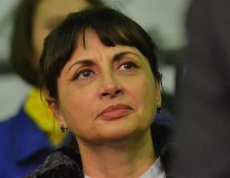 Tamara Ciofu a mobilizat și romii din Botoșani să participe la ecologizarea cartierului Parcul Tineretului în cadrul campaniei Let’s do it România
