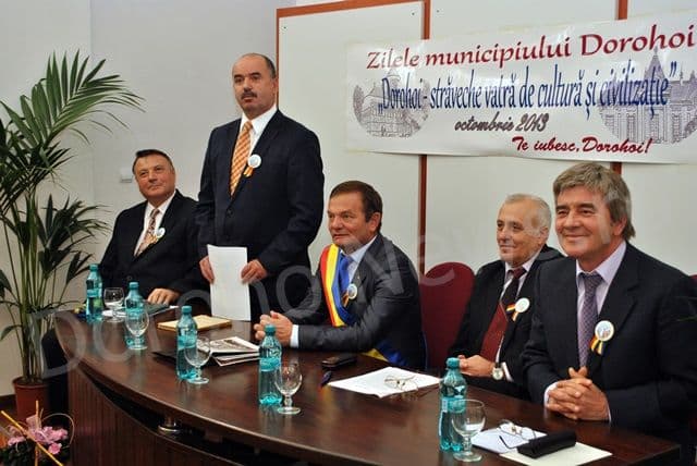 La Zilele Dorohoiului, catedra de istorie de la Universitatea „A.I. Cuza” din Iaşi, „s-a transferat” pentru trei ore, la CN „Grigore Ghica”