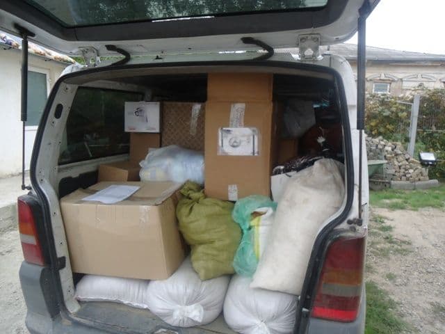Un nou transport cu ajutoare. Foștii sinistrați din Dorohoi sunt solidari cu sinistrații din Galați - FOTO