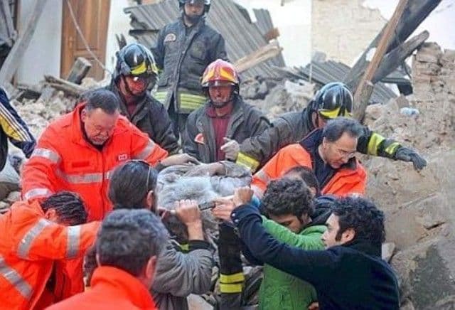 Ce trebuie să facă oamenii în caz de cutremur. Vezi ghidul de măsuri