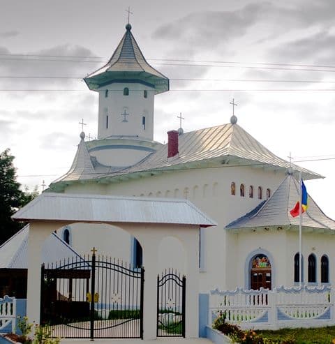 Biserica „Pogorârea Sfântului Duh și Sfânta Treime” din Smârdan va fi sfințită de PS Calinic Botoşăneanul