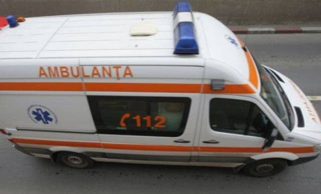 Mitropolia Moldovei oferă 5.000 de lei şi pomenire femeii decedate la coadă la moaşte