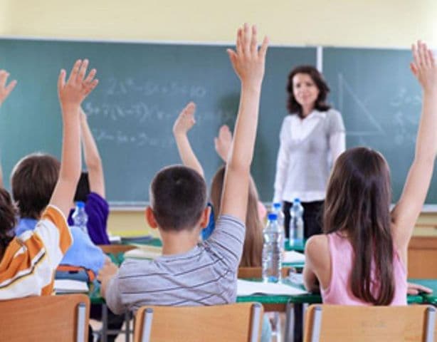 Vezi care este situația elevilor înscriși în învățământul preuniversitar din județul Botoșani!