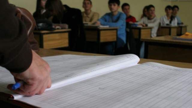 Ministerul Educației a afișat cine primește „Bani de Liceu”. Vezi lista elevilor beneficiari din județul Botoșani!