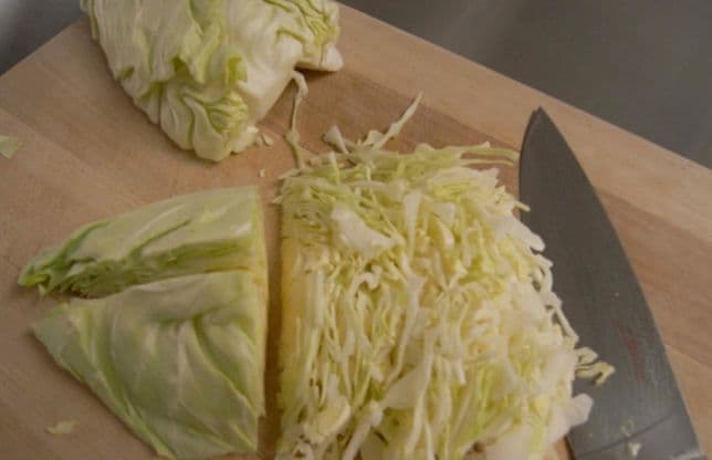 Varza, remediu în abcese şi reumatism