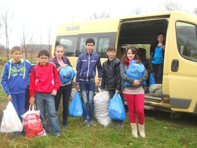 „Alături de tine la greu”- campanie umanitară la Școala Gimnazială „Ioan Murariu” Cristinești