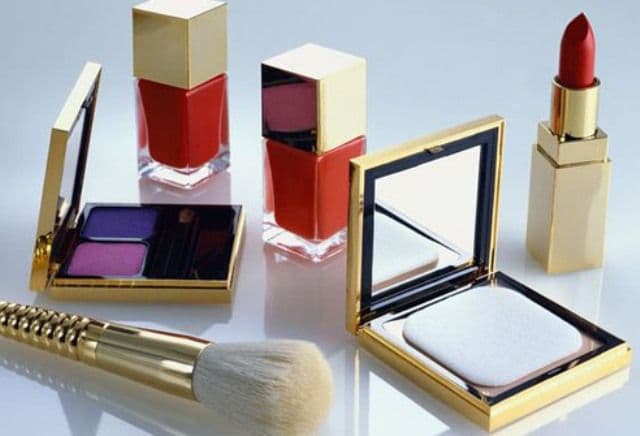 Cum te pot îmbolnăvi produsele cosmetice?