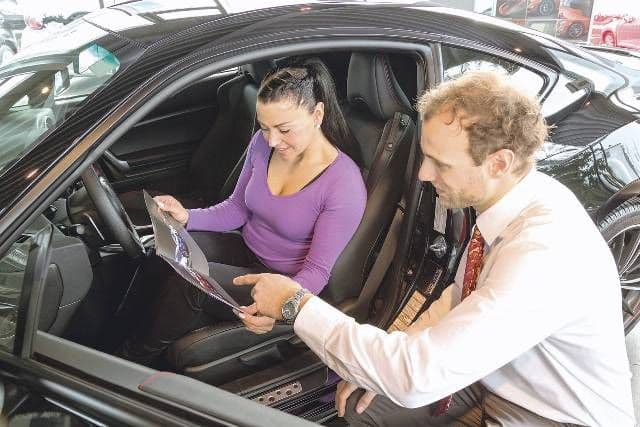 Documentul fără de care nu mai poți înmatricula în România autoturismele cu motoare mari, cumpărate din UE
