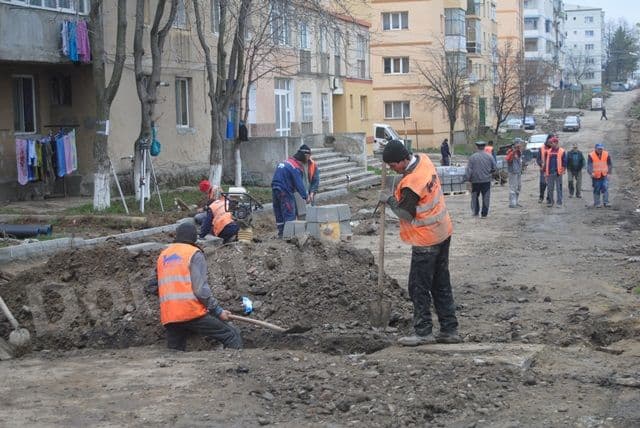 Străzile Sașa Pană și Calea Plevnei din Dorohoi, o prioritate în acest moment pentru administrația locală - FOTO