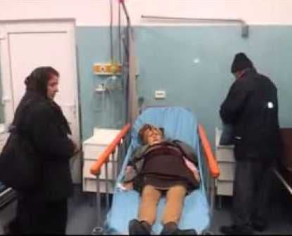 Caz incredibil pentru medicii botoșăneni! O femeie cântă non-stop o melodie populară