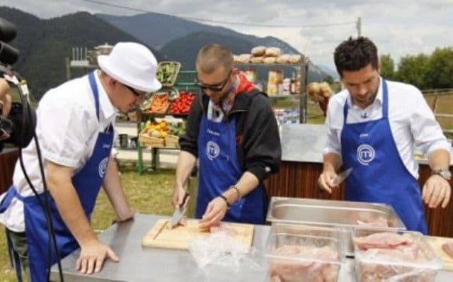 Un concurent de la Masterchef a fost ameninţat cu cuţitul