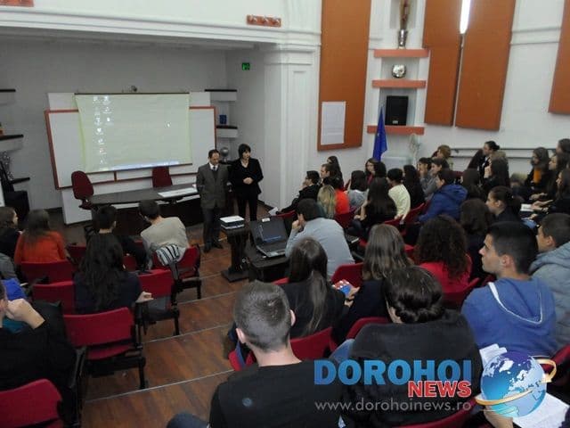 Colegiul Național „Grigore Ghica” Dorohoi: „Ce înseamnă să fii copil în zilele noastre?” - FOTO