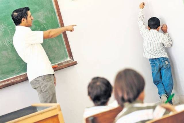 Atenție profesori! Amenzi mari pentru cadrele didactice care umilesc elevii