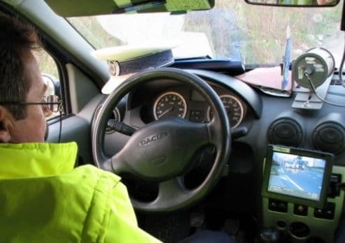 Liber la viteză pentru şoferi! Stroe: În 2014 nu avem bani pentru carburant pentru toate radarele