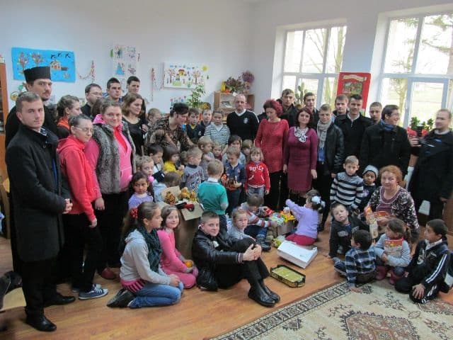 Proiect educațional „De la inimă la inimă” - FOTO