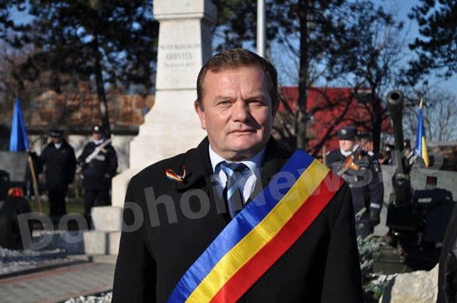 Vezi mesajul transmis de primarul Dorin Alexandrescu cu ocazia zilei de 1 Decembrie 2013 - VIDEO