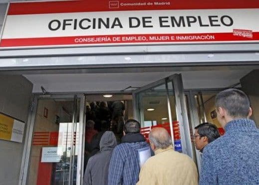 Veste proastă pentru românii din Spania: Locurile de muncă distruse de criză, recuperate peste 20 de ani