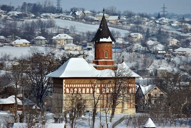 Fotografiile dorohoianului Marius Petrescu apreciate de un juriu internaţional