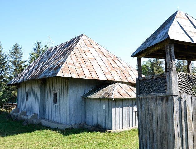 La Havârna, în lumea lemnului sfinţit