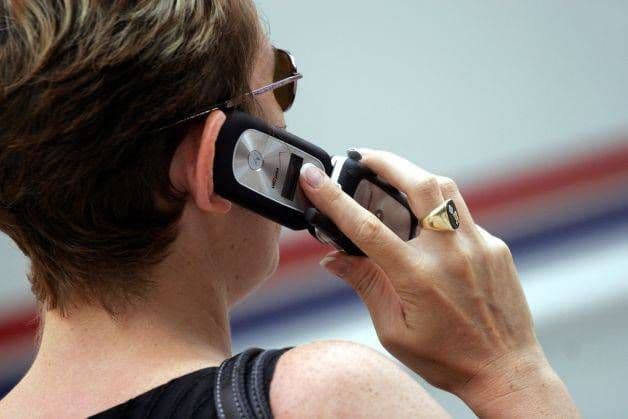 ATENŢIE ! A apărut o nouă metodă de înşelăciune prin telefon: avocatul care anunţă moştenirea