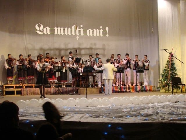Concertul „S-aud pregătiri în sat” aflat la cea de-a IV-a ediţie - FOTO