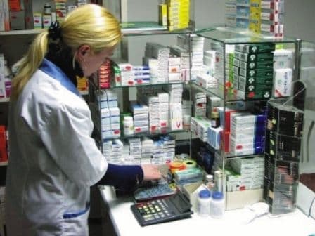 Din 2015, farmaciile vor fi mai numeroase. Se elimină criteriul demografic 