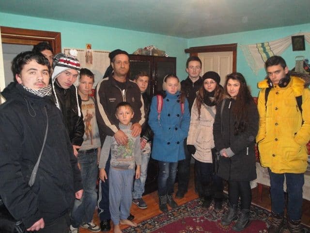 Colegiul Naţional „Grigore Ghica” Dorohoi, dăruieşte - FOTO