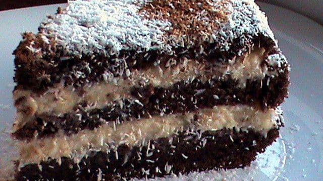 Tort de ciocolată și nucă de cocos
