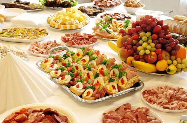 Alimente sănătoase și norocoase de mâncat de Revelion