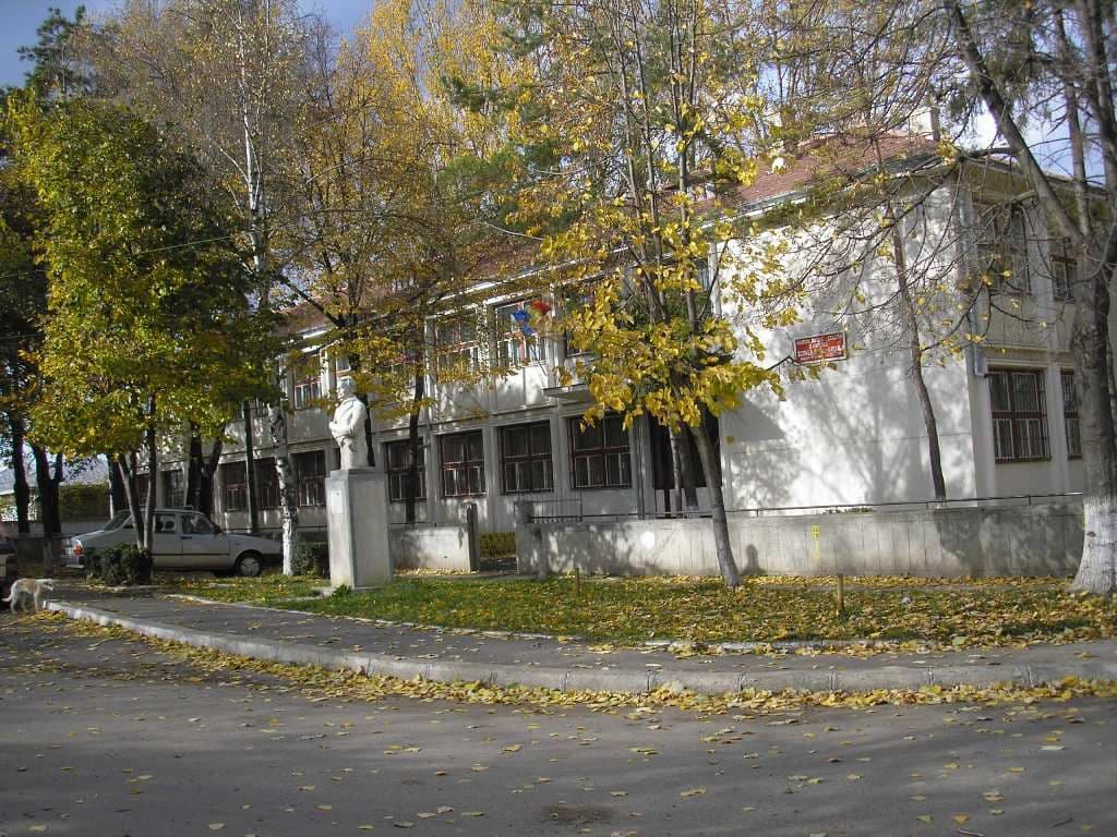 Sc. 1 Octavian Cotescu