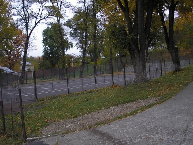 stadion-teren tenis,fost si baschet