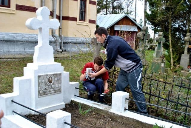 Sa ne amintim de Parintele Dumitru Furtuna  6