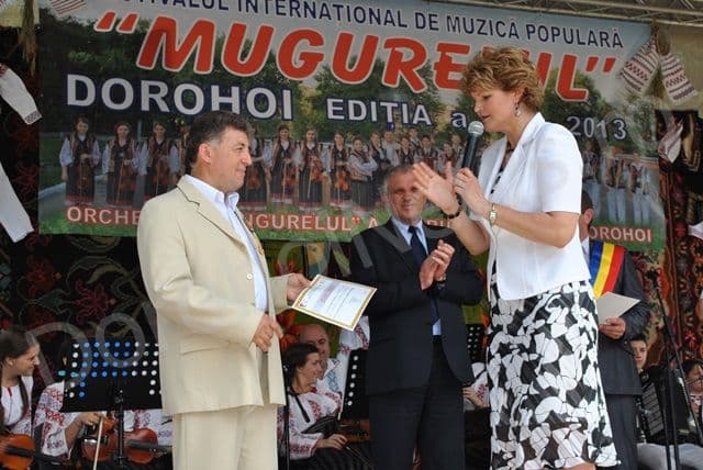 Mihaela Hunca_Festivalul Mugurelul_Dorohoi 2013_03