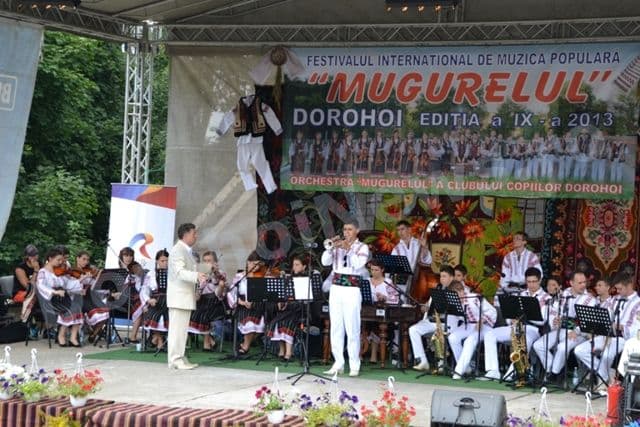 Ansamblul Folcloric Mugurelul Dorohoi_04