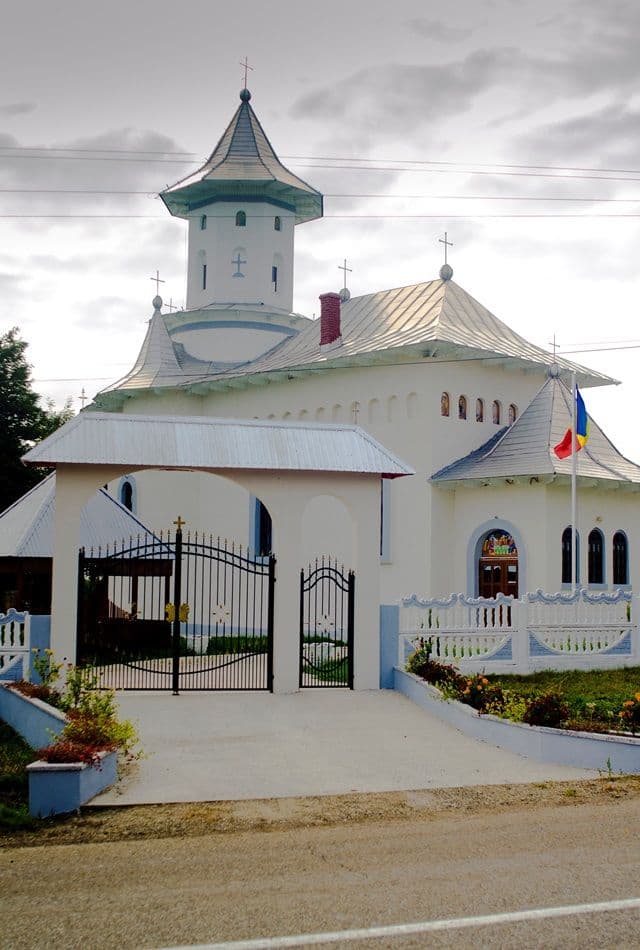 Biserica Smardan_12