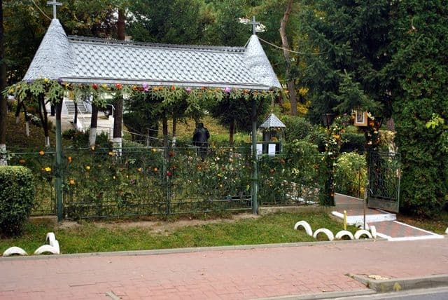 hramului bisericii „Sf. Cuv. Parascheva” din Dorohoi002