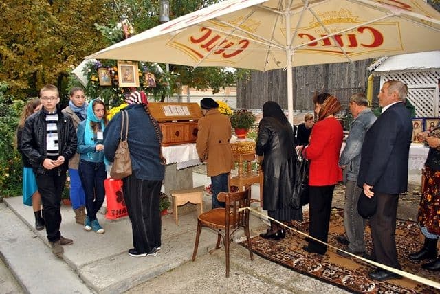 hramului bisericii „Sf. Cuv. Parascheva” din Dorohoi004