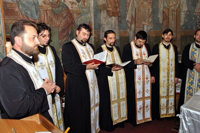 hramului bisericii „Sf. Cuv. Parascheva” din Dorohoi014