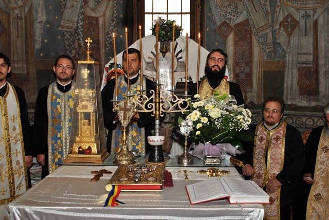 hramului bisericii „Sf. Cuv. Parascheva” din Dorohoi015