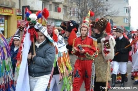 Parada_de_datini_si_obiceiuri_la_Botosani_11