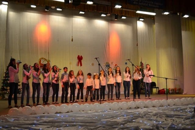 Concert S-aud pregatiri in sat014