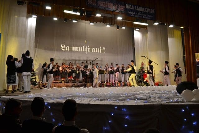 Concert S-aud pregatiri in sat018