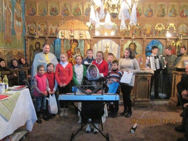 Colinde la Biserica din Ibanesti_13