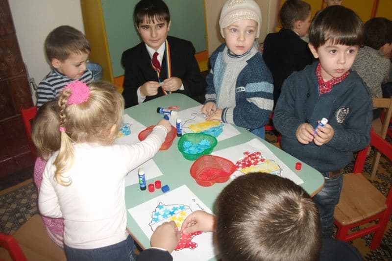 Ziua Unirii  la Gradinita 6 Dorohoi (8)