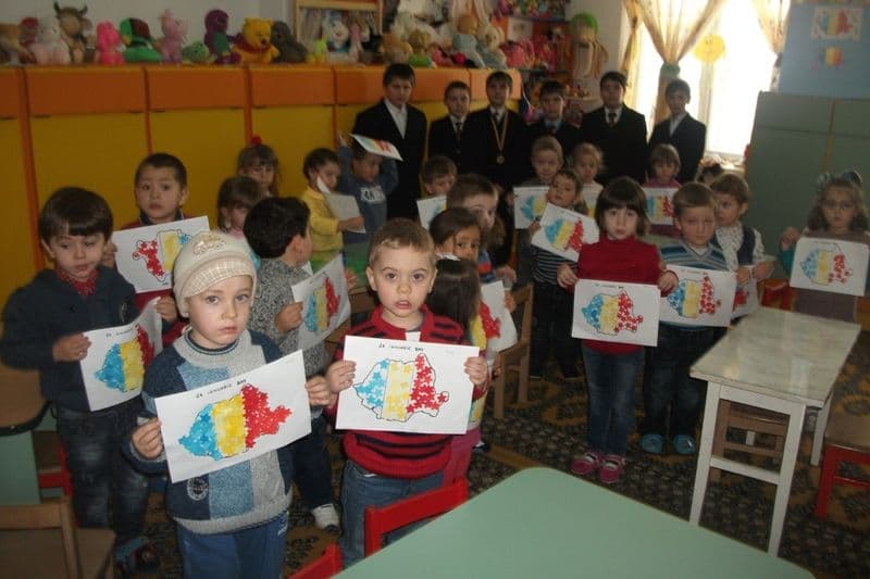 Ziua Unirii  la Gradinita 6 Dorohoi (9)