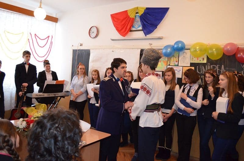 Ziua Unirii - Scoala Gimnaziala Mihail Kogalniceanu_Dorohoi_5