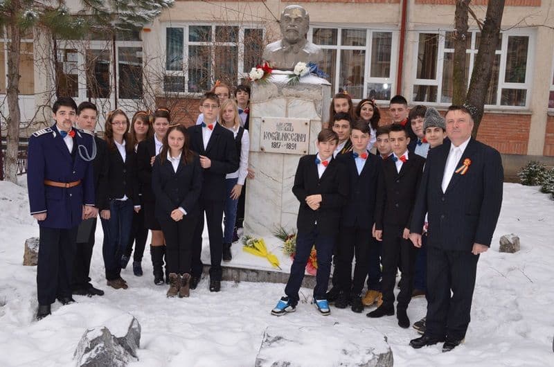 Ziua Unirii - Scoala Gimnaziala Mihail Kogalniceanu_Dorohoi_13